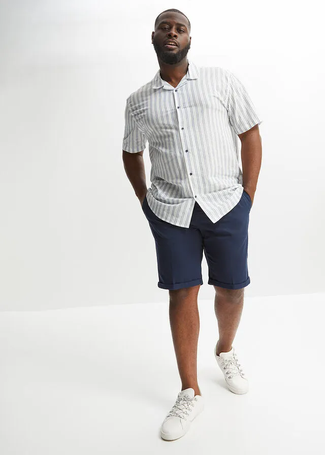 BERMUDAS CON CINTURA ELáSTICA Y CORTE REGULAR AZUL MARINOBLANCO ESTAMPADO