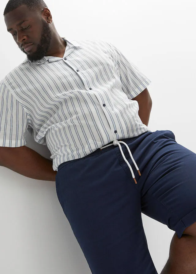 BERMUDAS CON CINTURA ELáSTICA Y CORTE REGULAR AZUL MARINOBLANCO ESTAMPADO