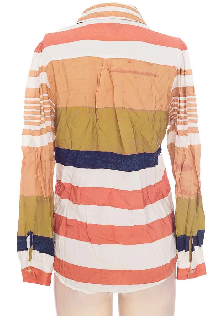 BLUSA COLOR ESTAMPADO  ARKITECT