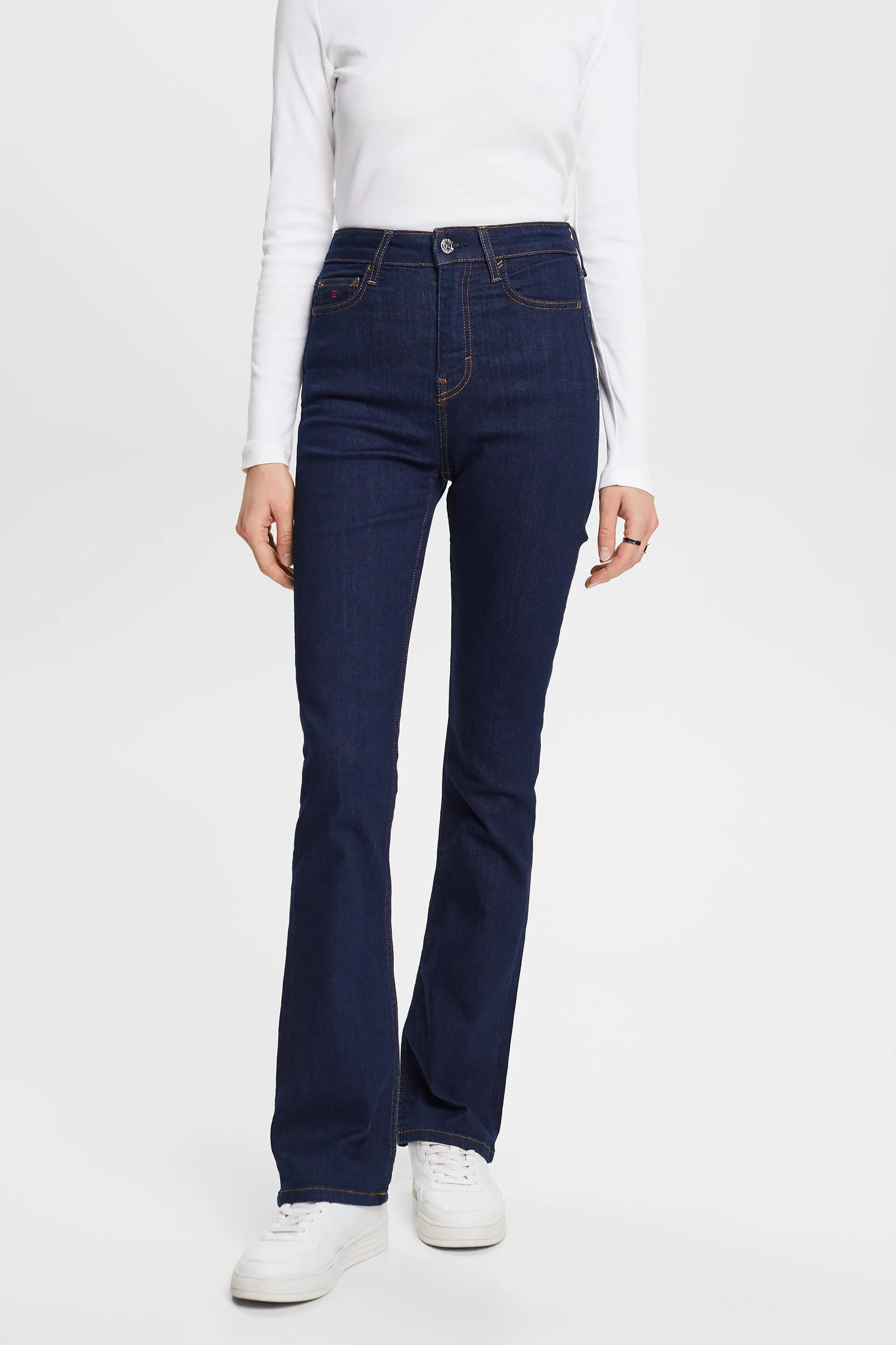 JEANS HIGHRISE BOOTCUT FIT