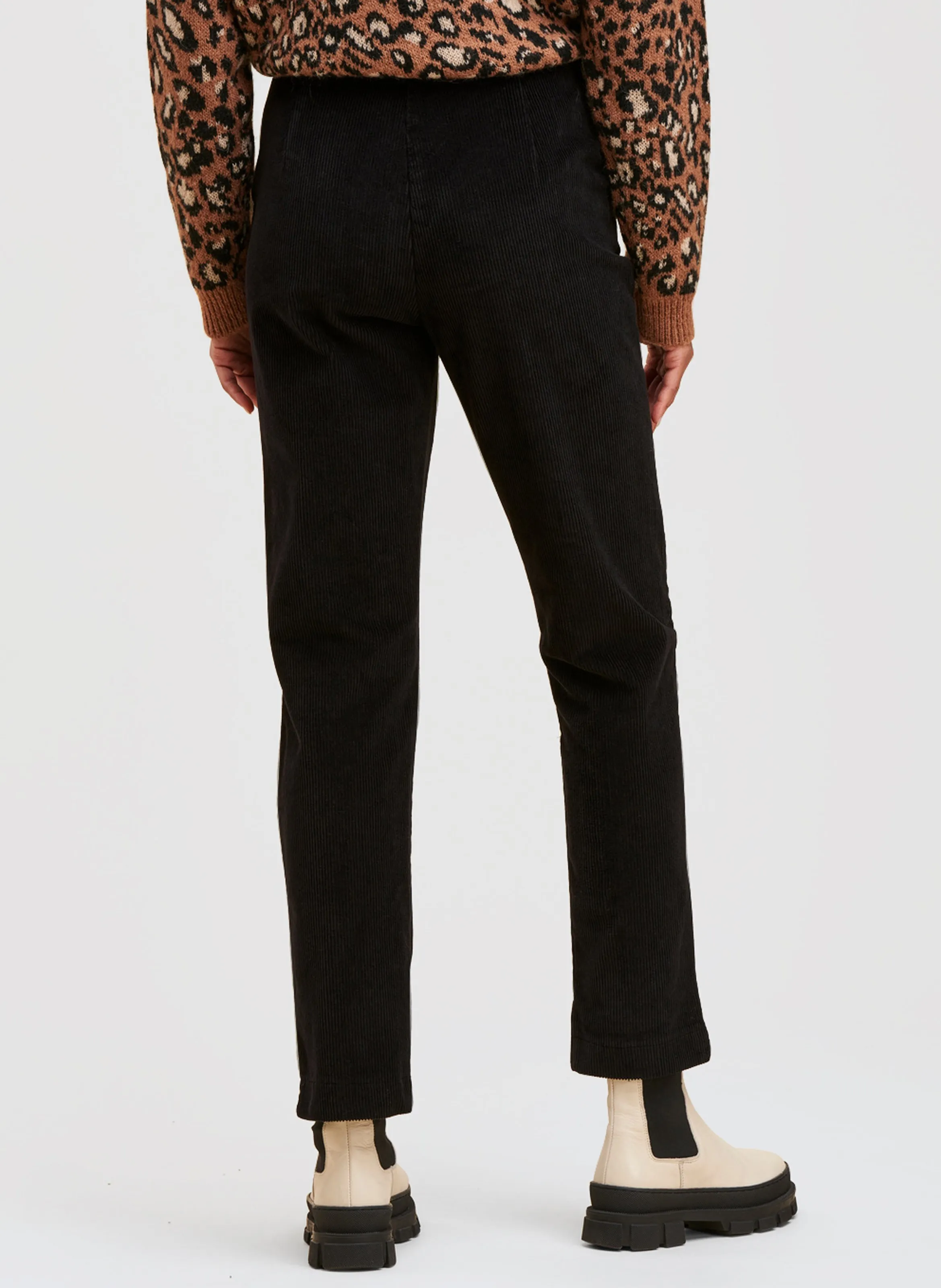 LA FEE MARABOUTEE Pantalón recto de mezcla de algodón de talle alto en negro