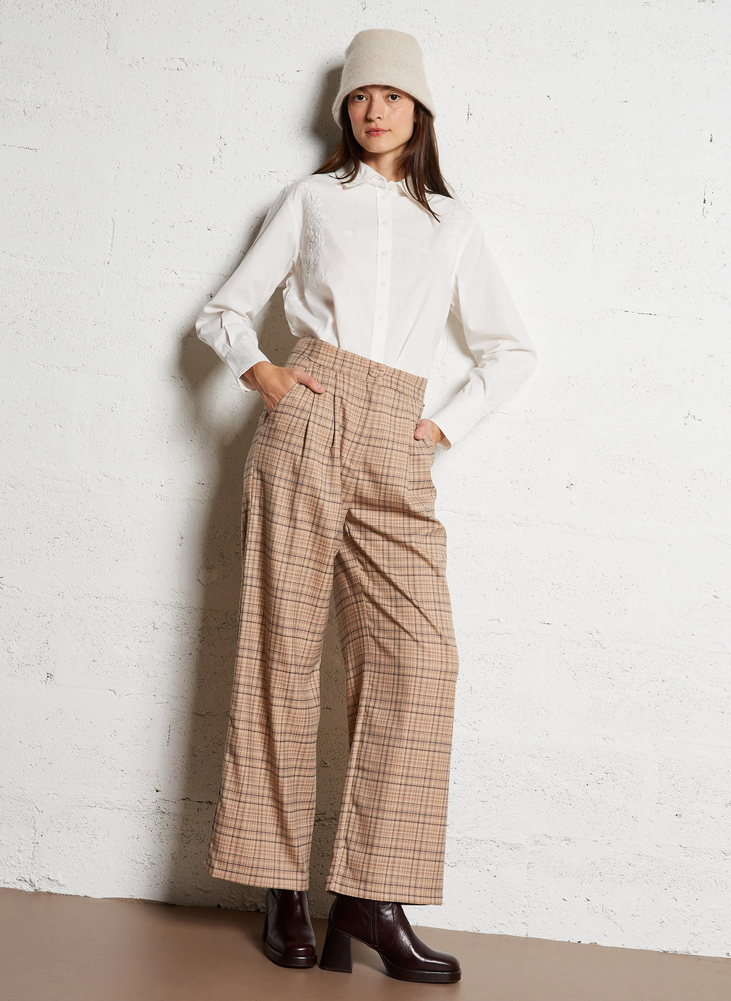 LA PETITE ETOILE PAOLINE  PANTALóN ANCHO DE CUADROS DE TALLE ALTO EN MULTICOLOR