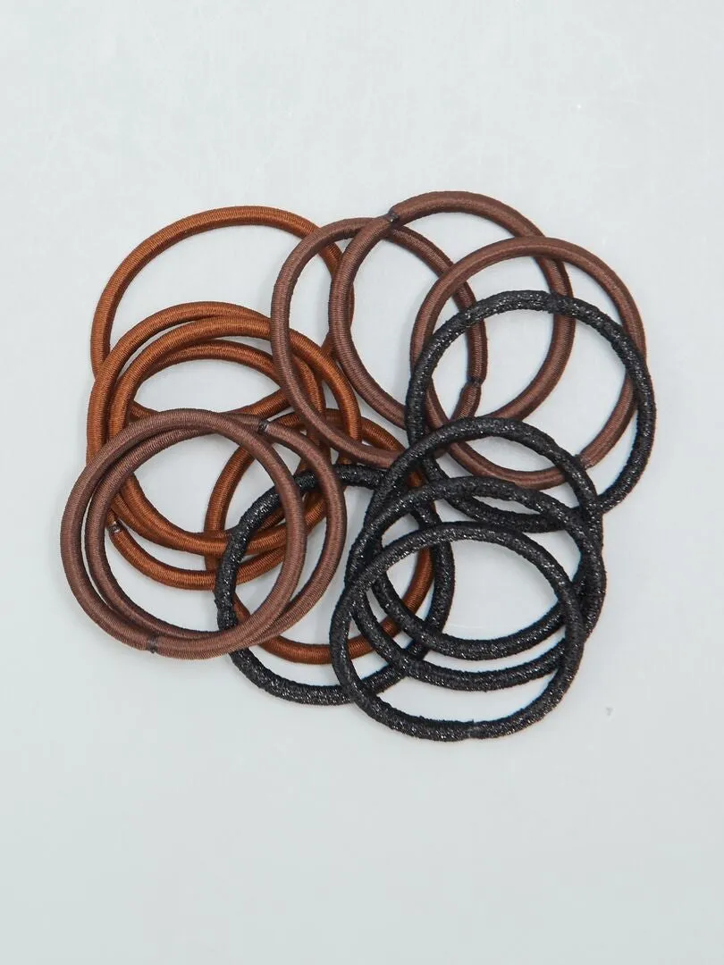 PACK DE 15 GOMAS  MARRON