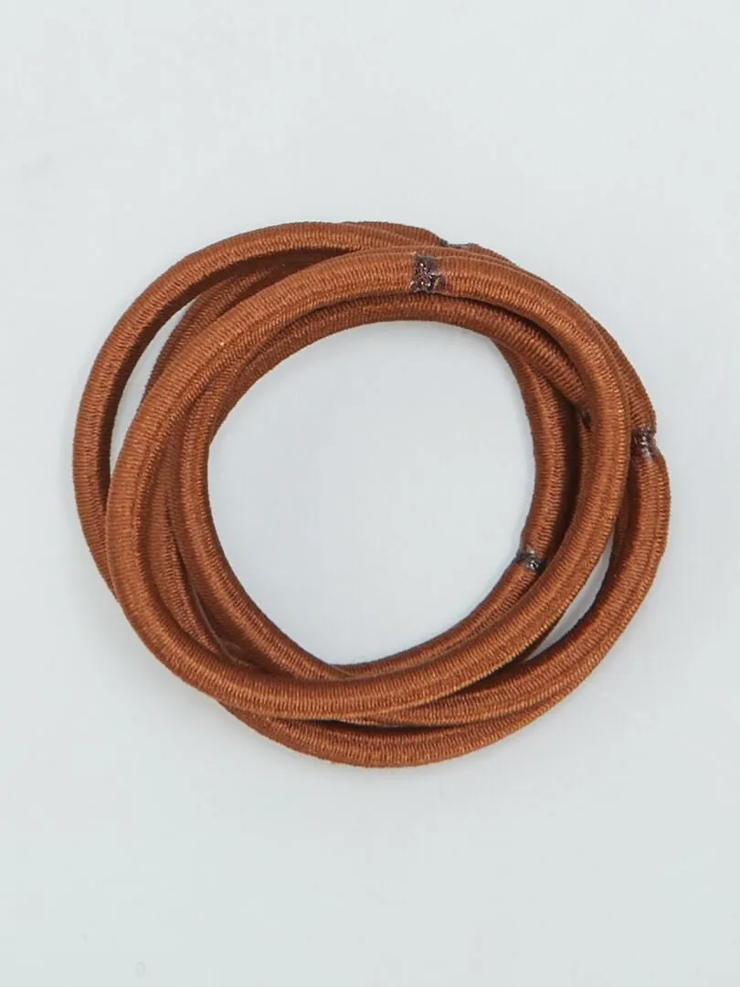 PACK DE 15 GOMAS  MARRON