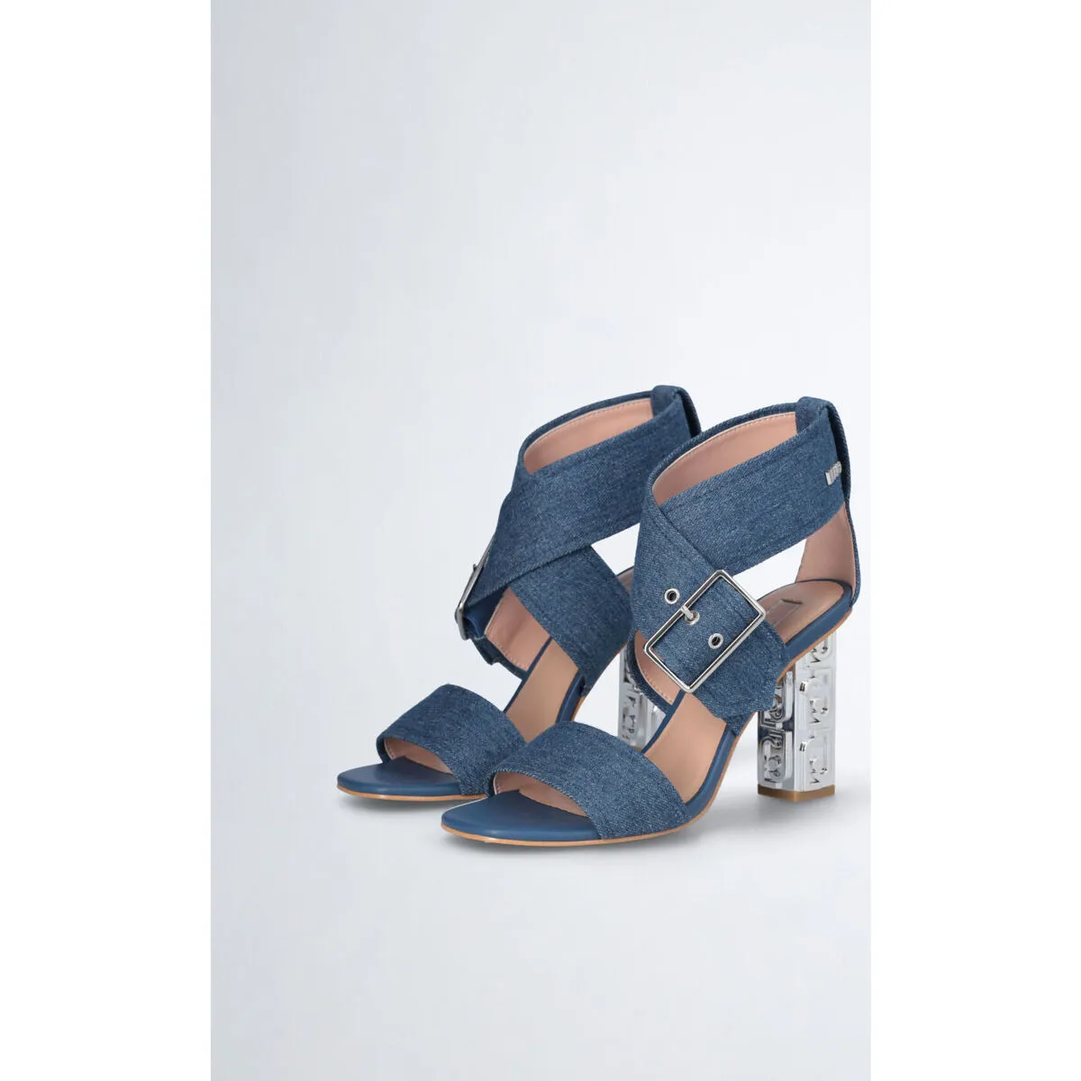 Sandalias denim con tacón ancho